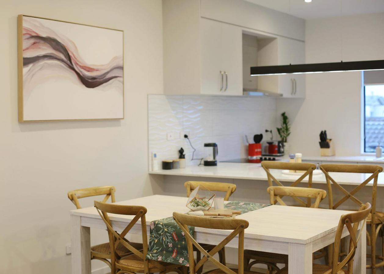 Cozy And Comfortable, Sunny Three-Storey Building 오클랜드 외부 사진